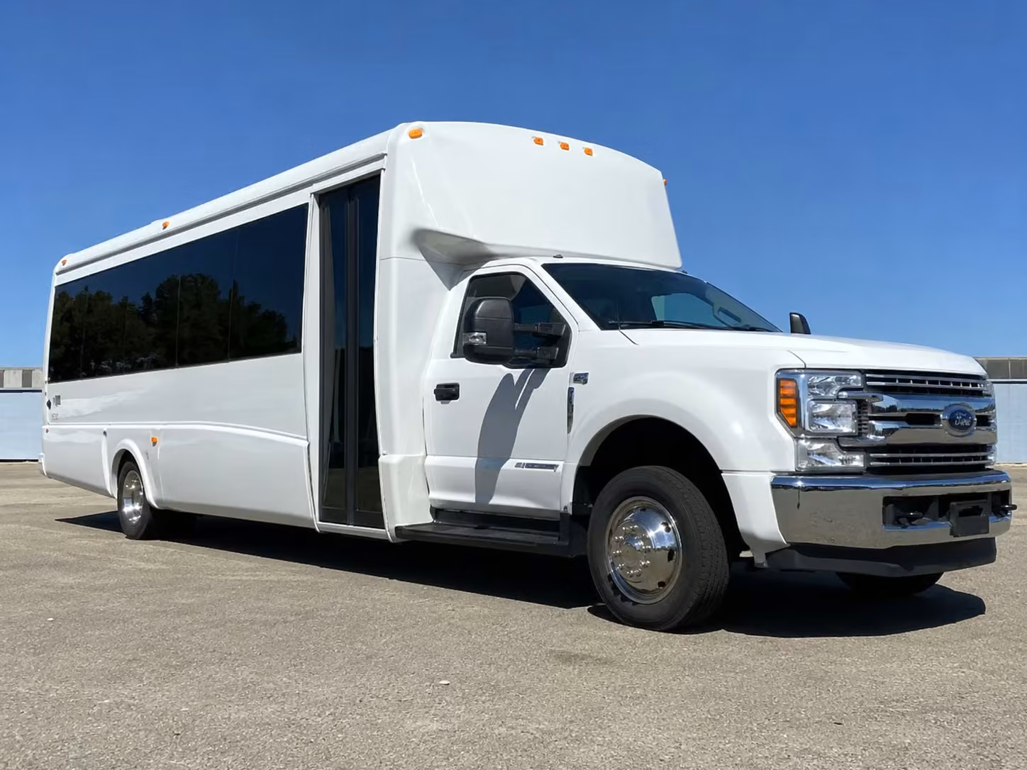 wedding shuttle services transportation in lakeland
